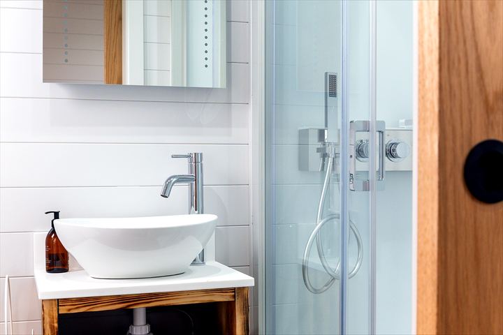 Bathroom sink detail